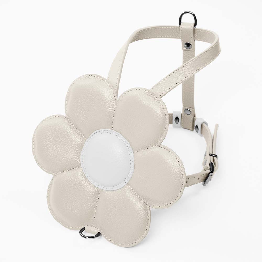 Peitoral de Couro para Cachorro com Flor | Florence
