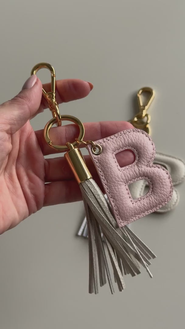 Chaveiro de Couro Personalizado com Inicial | Bia